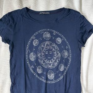 BRANDY MELLVILLE BABY TEE